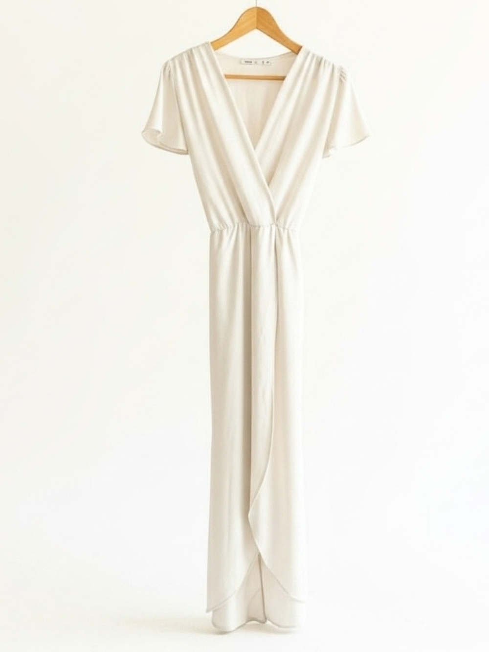 Minimilistic White Maxi Draped Dress